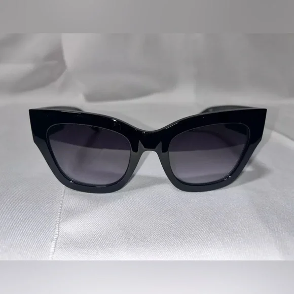 Quay Australia | Accessories | Quay By The Way Blk  display picture 3